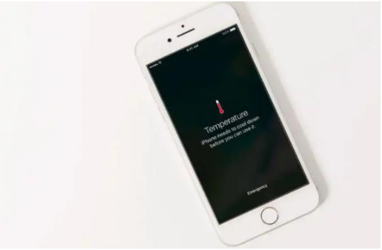 蒋湖农场苹果手机维修分享iPhone 手机发热如何快速降温 